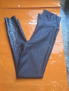 Nwot! Peloton Show Up Sparkle Hi-rise Legging Size M